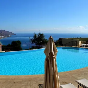 https://bayview-apartment.taorminaitalyhotels.com